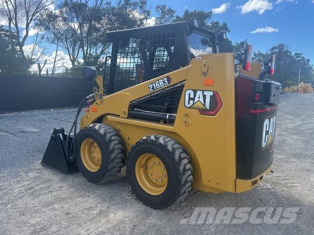 CAT 216B3 Kompaktlaadurid