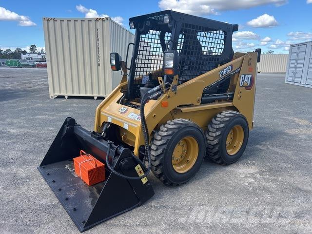 CAT 216B3 Kompaktlaadurid