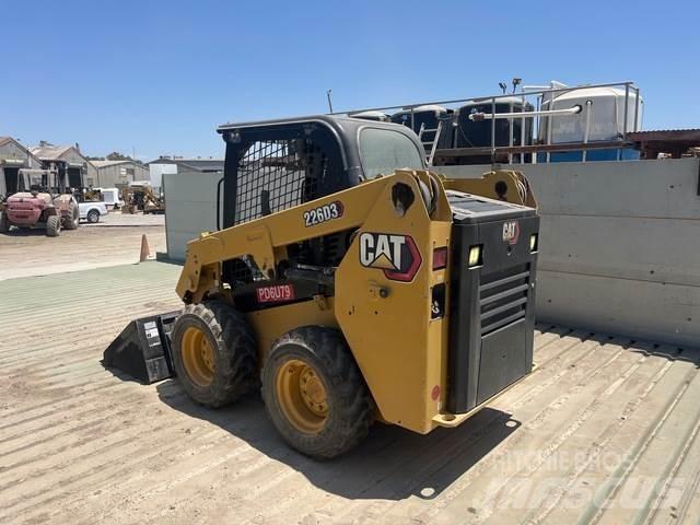 CAT 226D3 Kompaktlaadurid