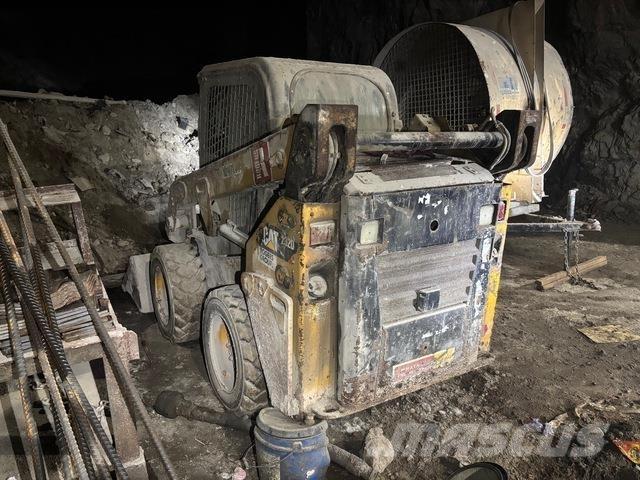 CAT 232D Kompaktlaadurid