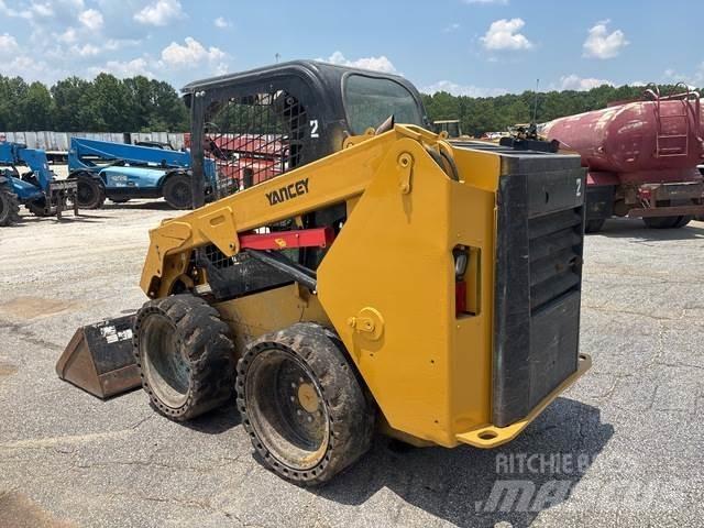 CAT 236D Kompaktlaadurid