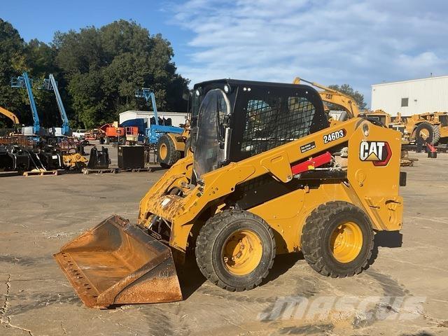 CAT 246D3 Kompaktlaadurid