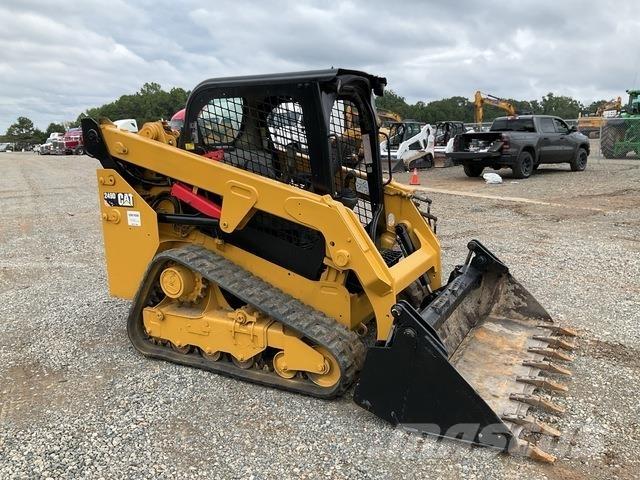 CAT 249D Kompaktlaadurid
