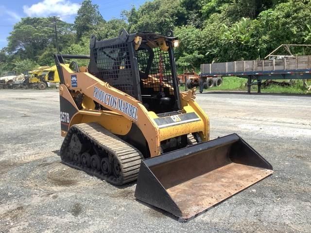 CAT 257B Kompaktlaadurid