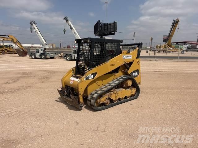 CAT 259B3 Kompaktlaadurid