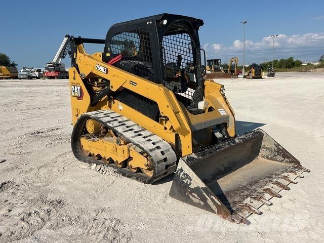 CAT 259D3 Kompaktlaadurid