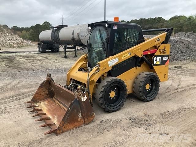 CAT 262D Kompaktlaadurid