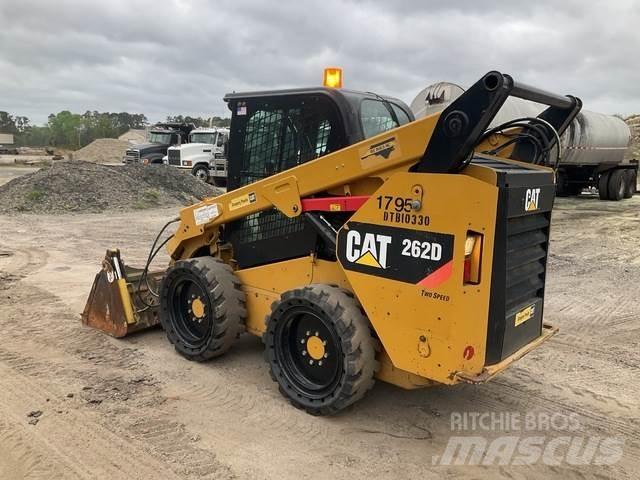 CAT 262D Kompaktlaadurid