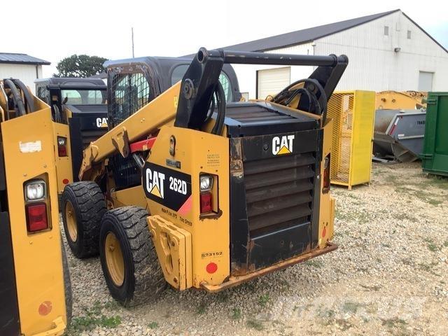 CAT 262D Kompaktlaadurid