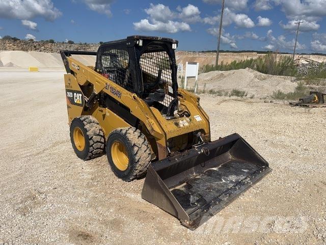 CAT 262D Kompaktlaadurid