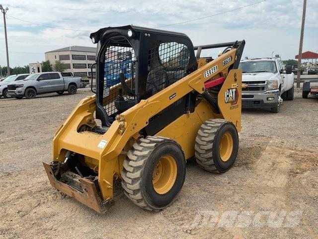 CAT 272D3 Kompaktlaadurid