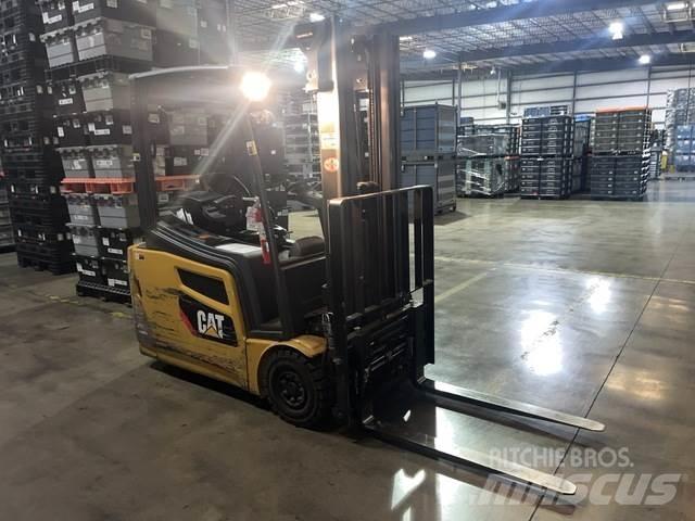 CAT 2ET3000 Elektritõstukid