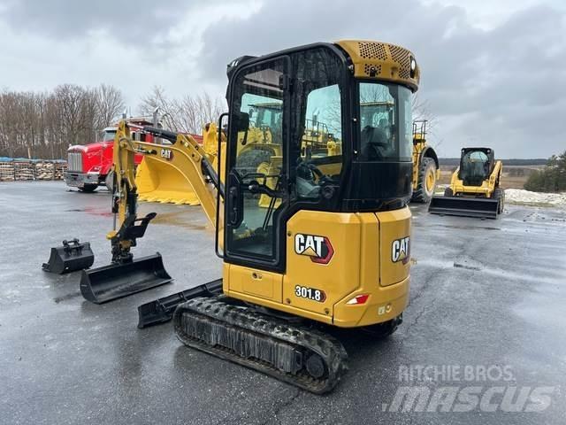CAT 301.8 Roomikekskavaatorid
