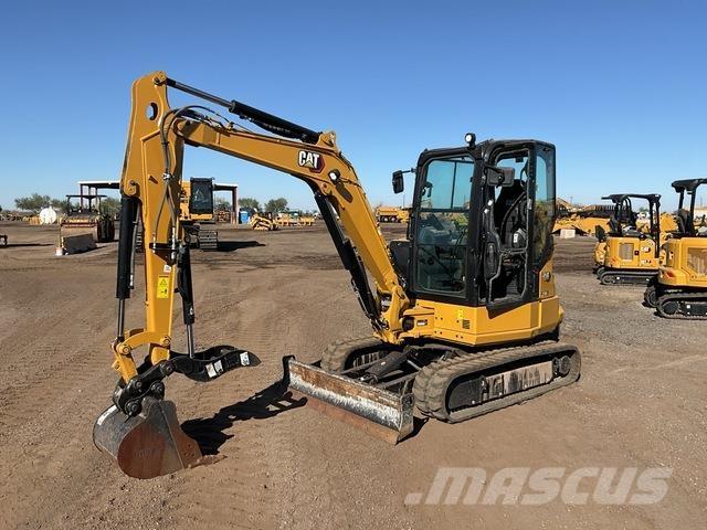 CAT 304 Roomikekskavaatorid