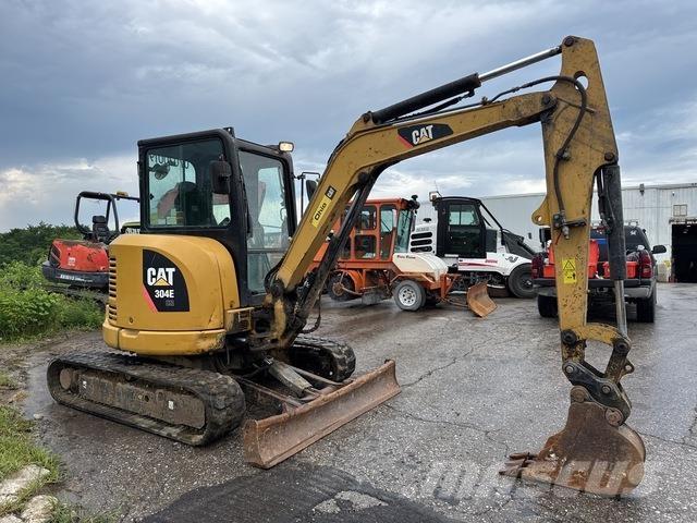 CAT 304E Roomikekskavaatorid
