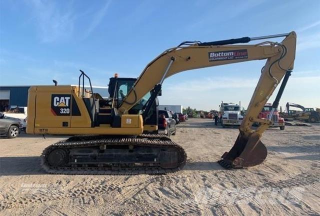 CAT 320 Roomikekskavaatorid