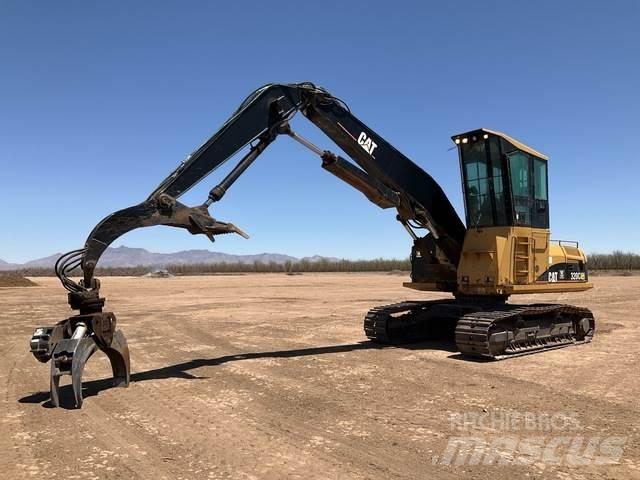 CAT 320C Nooltõstukid