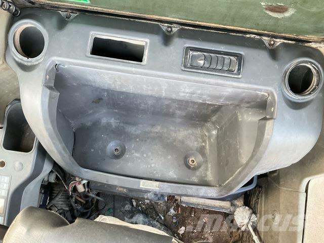 CAT 345CL VG Lammutusekskavaatorid