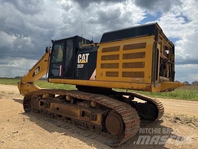 CAT 352F Roomikekskavaatorid