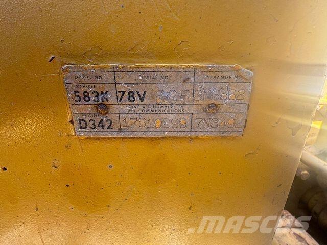 CAT 583K Torupaigaldajad