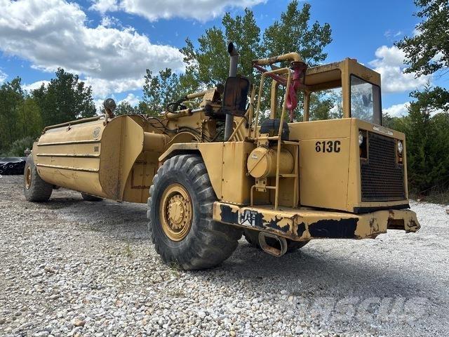 CAT 613C Veepaagiga autod