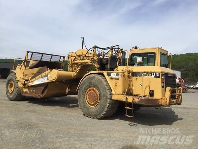 CAT 621G Kaabitsad