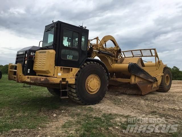 CAT 621G Kaabitsad