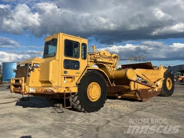 CAT 621G Kaabitsad