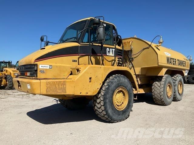 CAT 725 Veepaagiga autod
