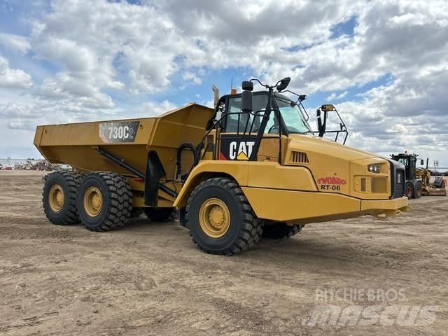 CAT 730C2 Liigendraamiga pinnaseveokid