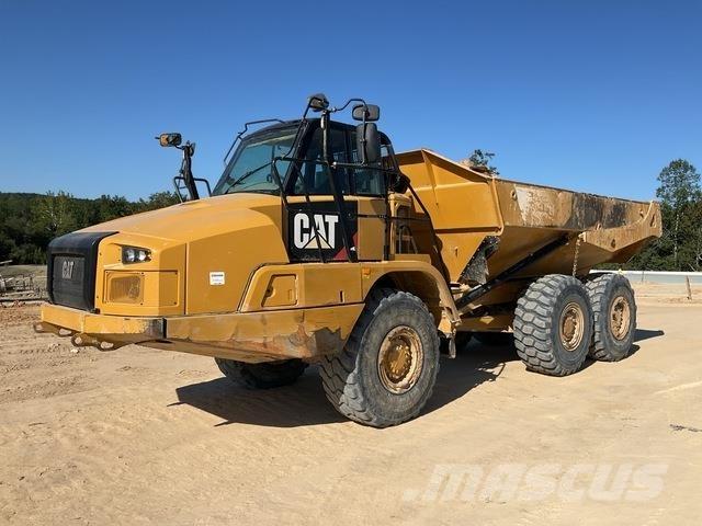 CAT 730C2 Liigendraamiga pinnaseveokid