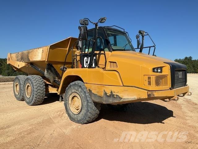 CAT 730C2 Liigendraamiga pinnaseveokid