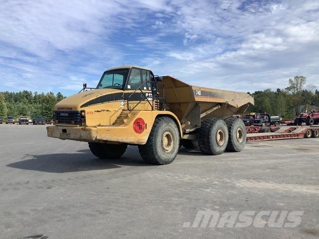 CAT 740 Liigendraamiga pinnaseveokid