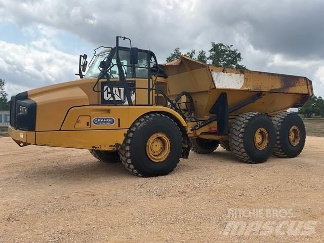 CAT 740B Liigendraamiga pinnaseveokid