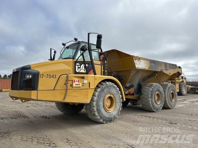 CAT 740B Liigendraamiga pinnaseveokid