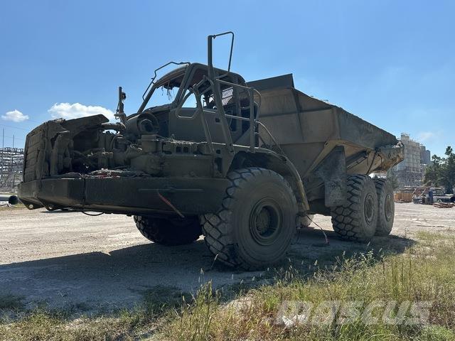 CAT 740B Liigendraamiga pinnaseveokid