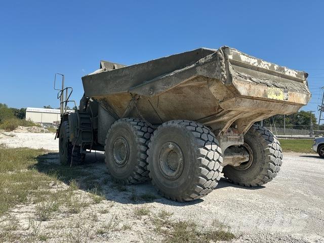 CAT 740B Liigendraamiga pinnaseveokid