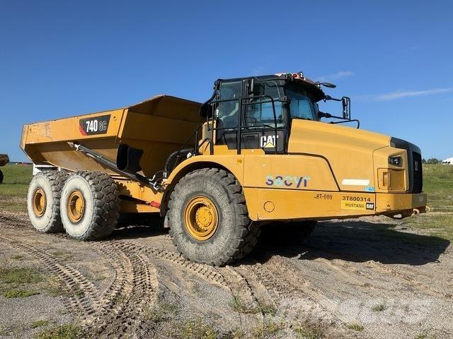 CAT 740GC Liigendraamiga pinnaseveokid