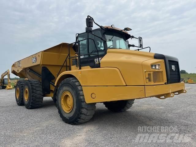 CAT 745 Liigendraamiga pinnaseveokid