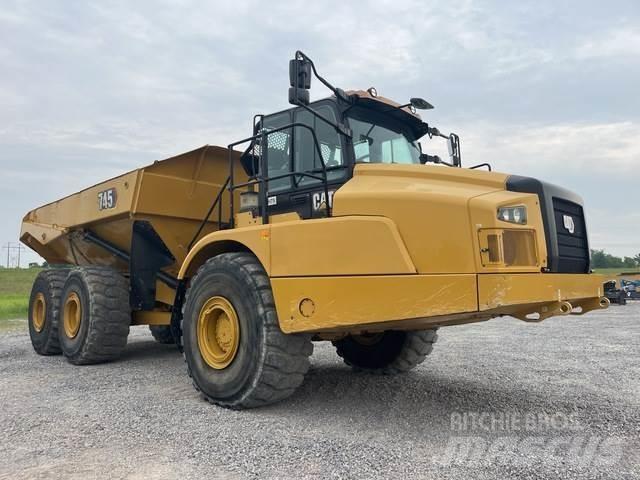 CAT 745 Liigendraamiga pinnaseveokid