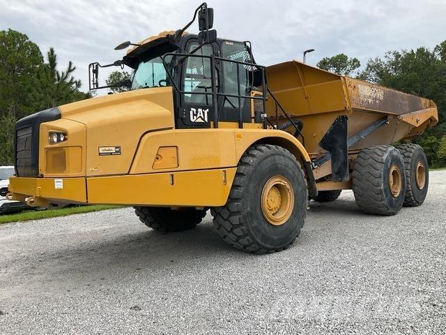 CAT 745 Liigendraamiga pinnaseveokid