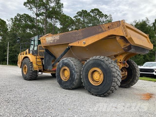 CAT 745 Liigendraamiga pinnaseveokid