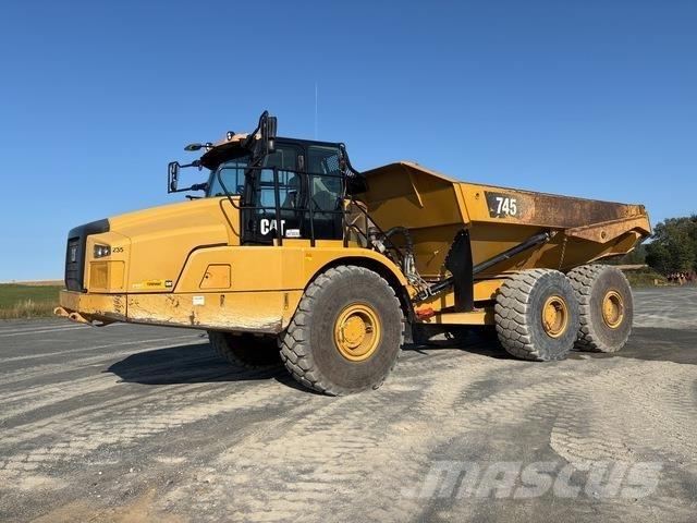 CAT 745 Liigendraamiga pinnaseveokid