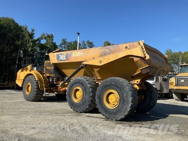 CAT 745 Liigendraamiga pinnaseveokid