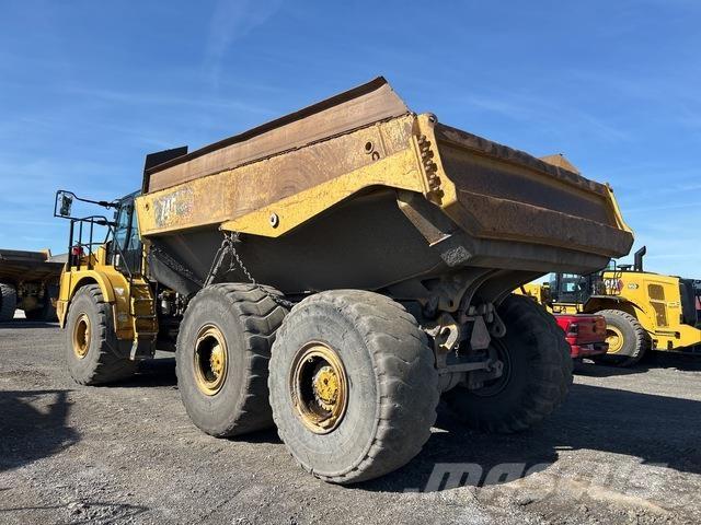 CAT 745 Liigendraamiga pinnaseveokid