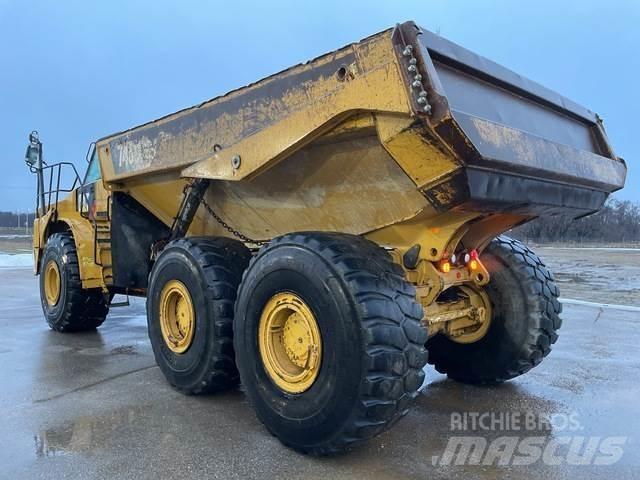 CAT 745C Liigendraamiga pinnaseveokid