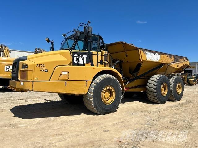 CAT 745C Liigendraamiga pinnaseveokid