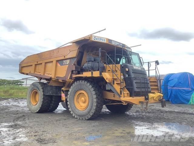 CAT 773F Liigendraamiga pinnaseveokid