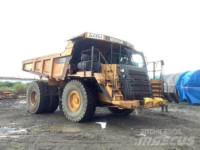 CAT 773F Liigendraamiga pinnaseveokid