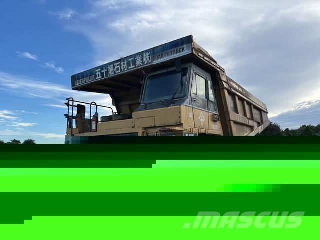CAT 775D Liigendraamiga pinnaseveokid